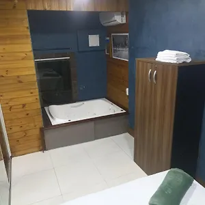 Com Hidro No Centro Balneário Camboriú